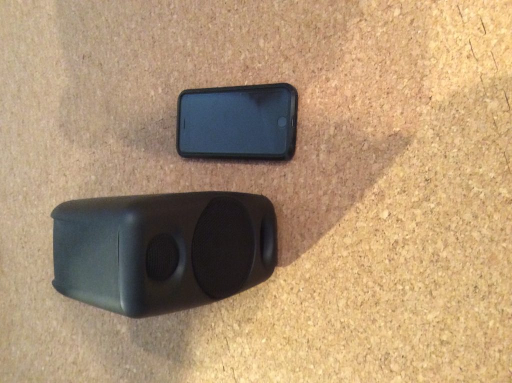 iLoud Micro monitor サイズ比較